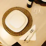 Eap Suites, Daire