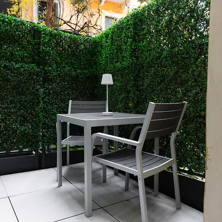 Eap Suites, Appartement